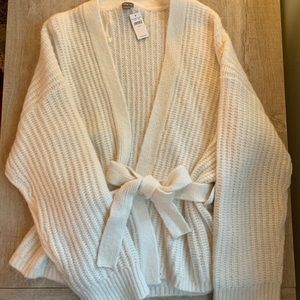 AERIE TIE WAIST SWEATER WHITE/CREAM MED